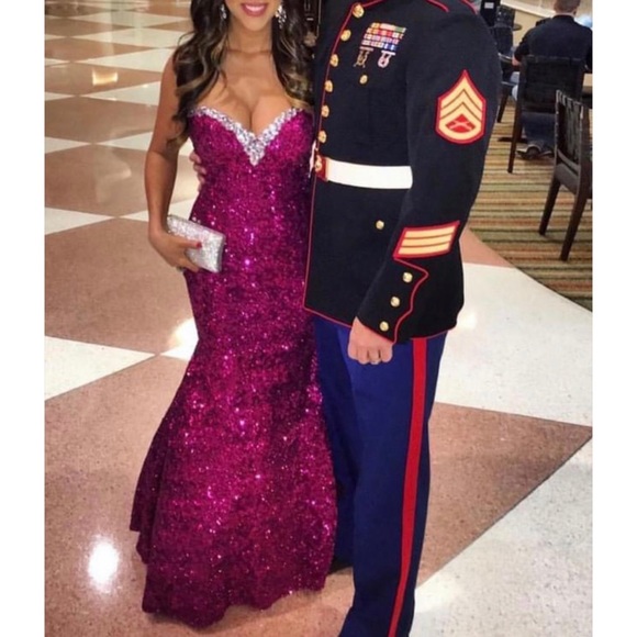 Pink sequin mermaid gown. Size 10. Worn once. GORGEOUS! - Picture 1 of 7